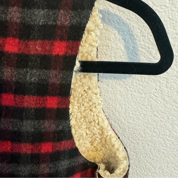 RUYI Fly Away Chambray Plaid Print Vest Faux Fur (O/S) - Picture 7 of 14